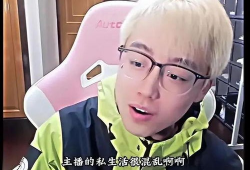 吃瓜事件网红男,网红男生吃瓜事件引发全网热议